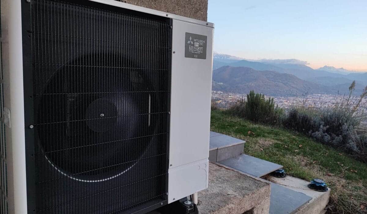 PAC Mitsubishi dans une maison à Corenc