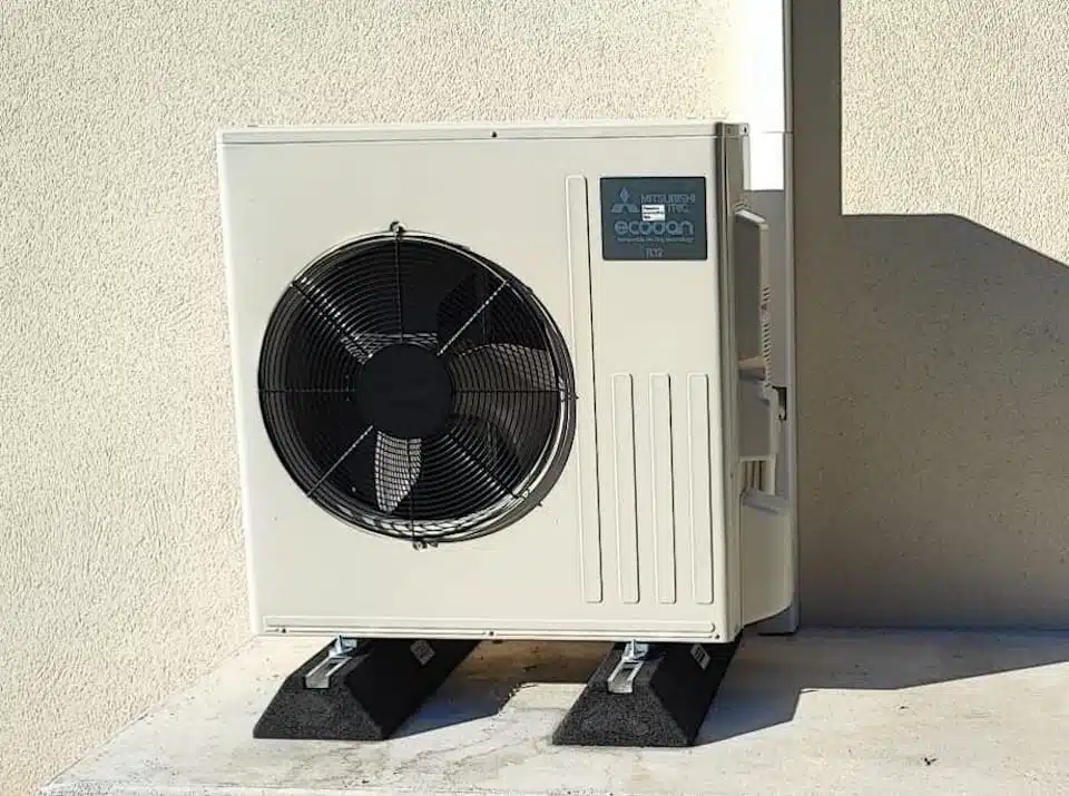 Remplacement chaudière Fioul par PAC Mitsubishi dans une Villa à Corenc